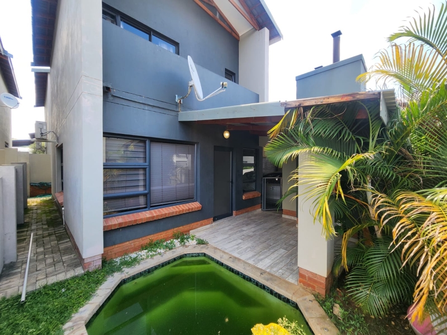 3 Bedroom Property for Sale in Waterkloof East North West